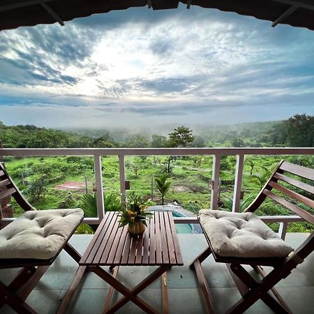 Mars Jungle Adventure Stud Farm With Private Jacuzzi Villa Narsinge Exteriör bild