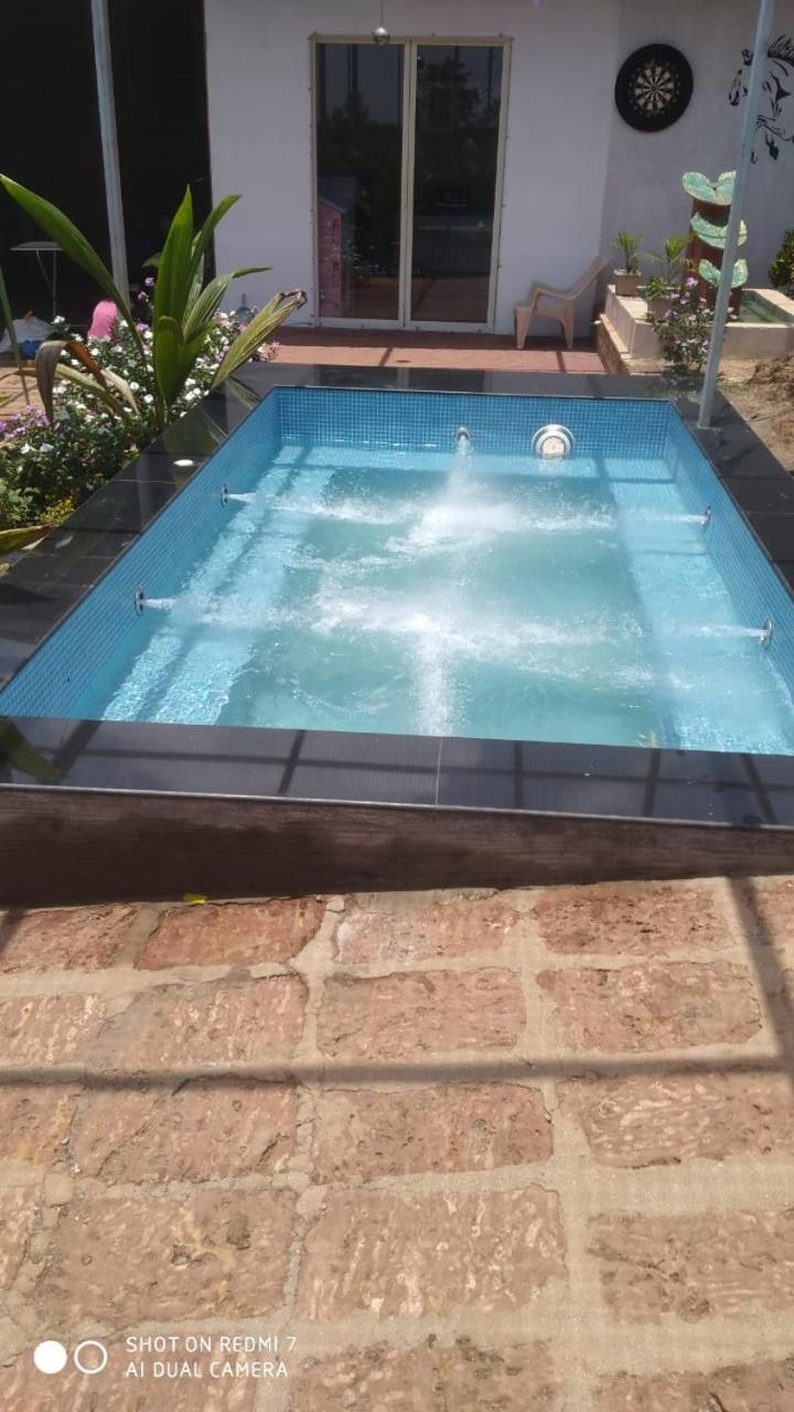 Mars Jungle Adventure Stud Farm With Private Jacuzzi Villa Narsinge Exteriör bild